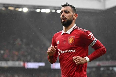 Manchester United picks Bruno Fernandes to be its new captain